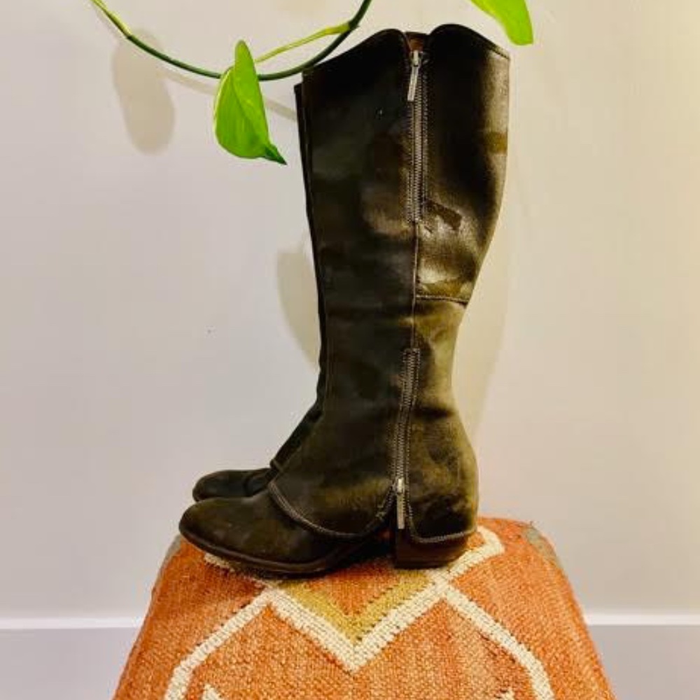 Donald J. Pliner Boots